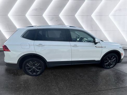 Used 2022 Volkswagen Tiguan SE image 5