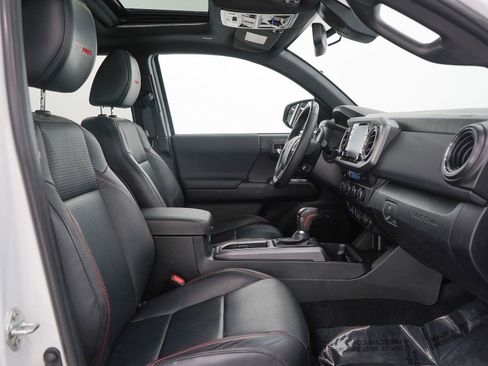 Used 2022 Toyota Tacoma TRD Pro image 13