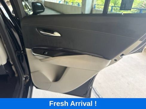 Used 2023 Cadillac XT4 Luxury FWD image 14