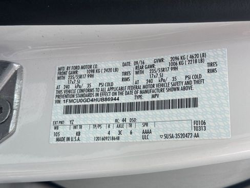 Used 2017 Ford Escape SE image 26