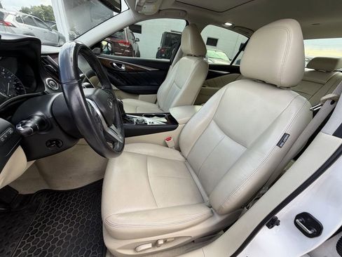 Used 2018 INFINITI Q50 Luxe w/ Sensory Package (Luxe) RWD image 20