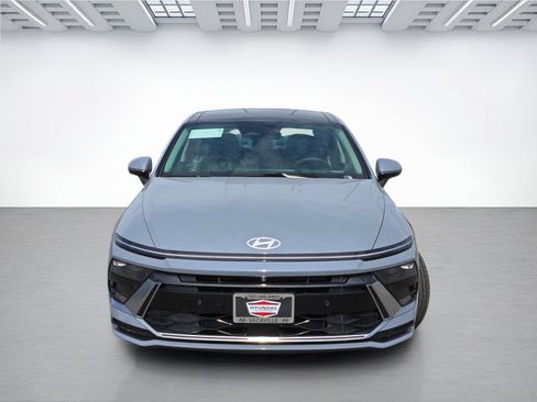 New 2026 Hyundai Sonata Limited FWD image 2
