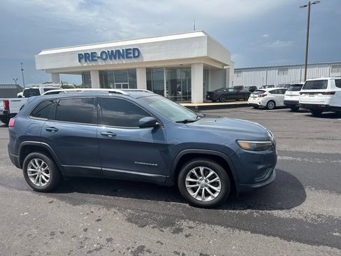 Used 2020 Jeep Cherokee Latitude FWD image 14
