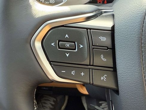 New 2026 Lexus LX 600 4WD w/ Luxury Package image 18