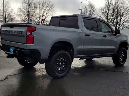 Used 2024 Chevrolet Silverado 1500 LT Trail Boss w/ Convenience Package II image 8