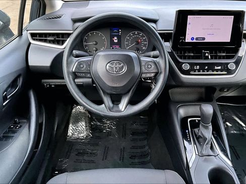 Used 2024 Toyota Corolla LE image 6