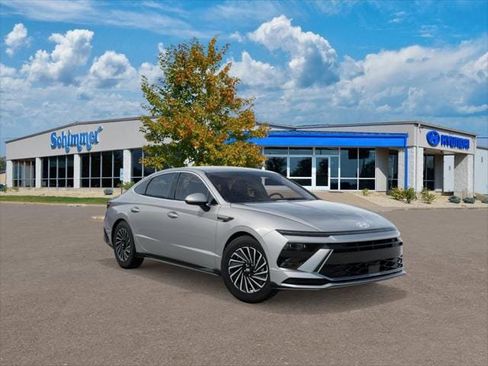 New 2025 Hyundai Sonata SEL image 2