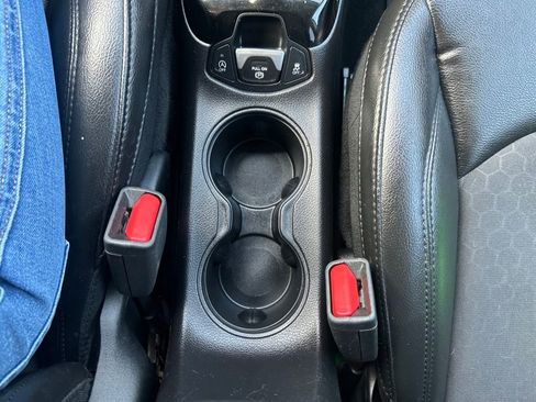 Used 2018 Jeep Compass Altitude w/ Popular Equipment Group image 32