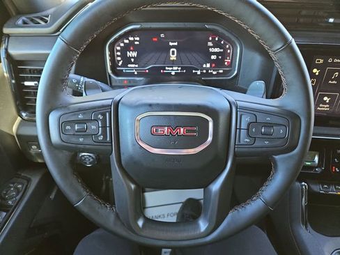 Used 2024 GMC Sierra 1500 AT4 w/ Technology Package AWD/4WD image 18