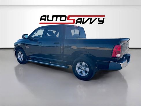 Used 2022 RAM 1500 Classic SLT w/ Electronics Group image 5