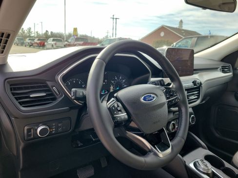 Certified 2022 Ford Escape SE w/ Convenience Package image 21