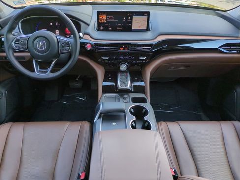 Certified 2023 Acura MDX FWD w/ Technology Package image 15