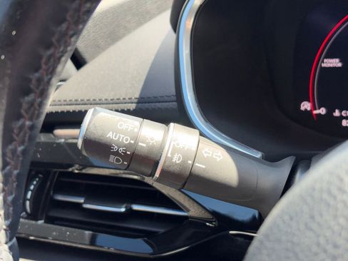 Used 2023 Acura MDX SH-AWD w/ Advance Package image 15