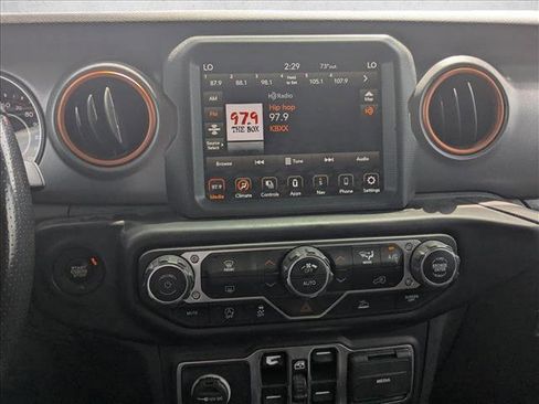 Used 2022 Jeep Gladiator Mojave w/ LED Lighting Group AWD/4WD image 12