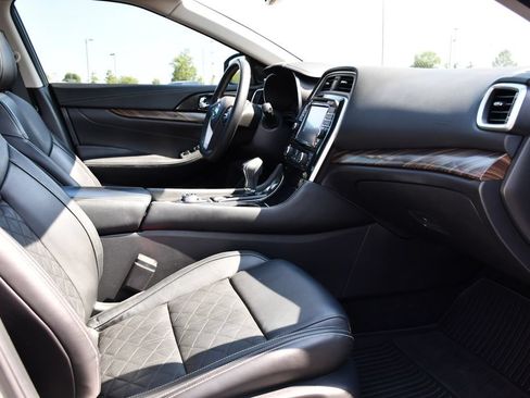 Used 2018 Nissan Maxima Platinum FWD image 37