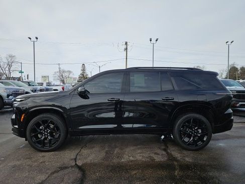 Certified 2024 Chevrolet Traverse RS w/ LPO, Floor Liner Package image 6