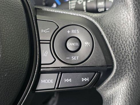 Certified 2025 Toyota RAV4 XLE AWD/4WD image 24