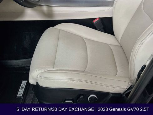 Used 2023 Genesis GV70 2.5T w/ Select Package AWD/4WD image 25