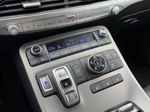 Used 2022 Hyundai Palisade SEL w/ Premium Package image 22