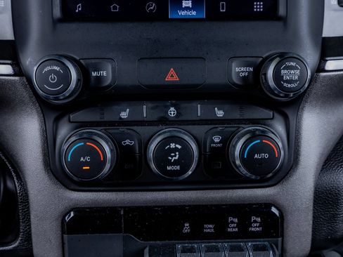 Used 2023 RAM 1500 Big Horn AWD/4WD image 28