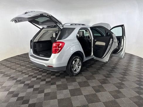 Used 2017 Chevrolet Equinox Premier w/ Enhanced Convenience Package FWD image 18