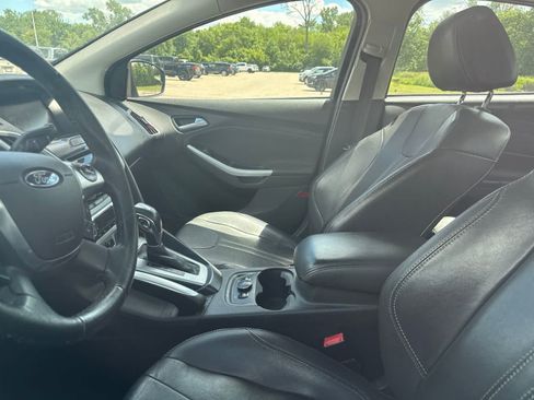 Used 2013 Ford Focus SE FWD image 31
