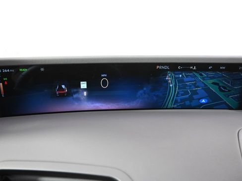 New 2026 Lincoln Nautilus Reserve image 25