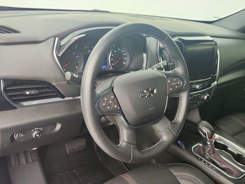 Used 2023 Chevrolet Traverse RS AWD/4WD image 14