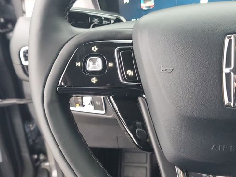 New 2025 Lincoln Corsair Reserve w/ Jet Appearance Package image 16