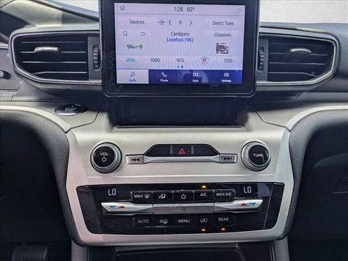 Used 2020 Ford Explorer XLT w/ Equipment Group 202A image 14