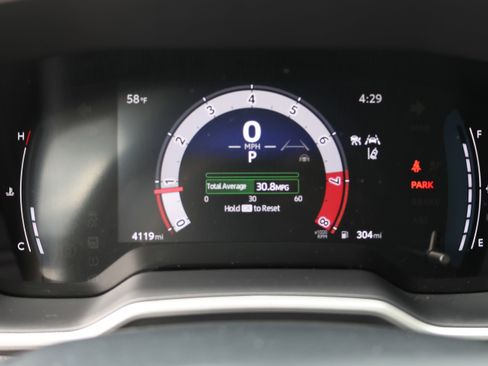 Certified 2025 Toyota Corolla XSE FWD image 25