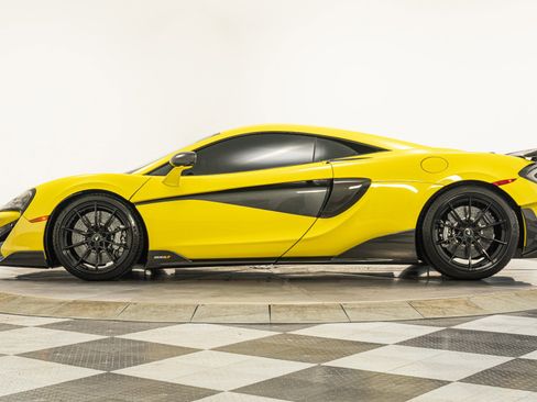 Used 2019 McLaren 600LT RWD image 6