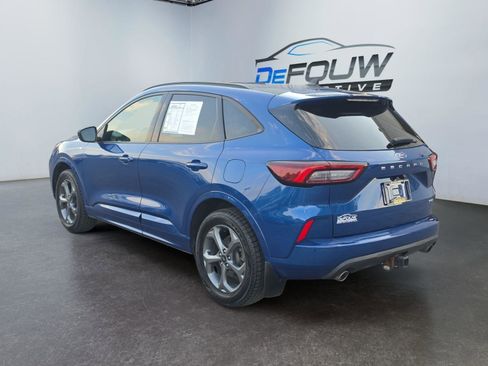 Used 2023 Ford Escape ST-Line AWD/4WD image 5