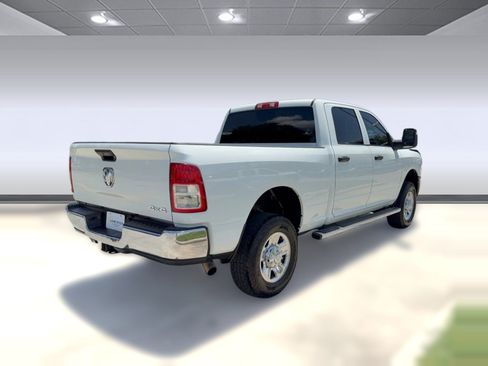 Used 2024 RAM 2500 Tradesman w/ Chrome Appearance Group AWD/4WD image 9