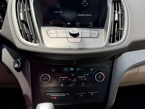 Used 2019 Ford Escape SEL AWD/4WD image 6