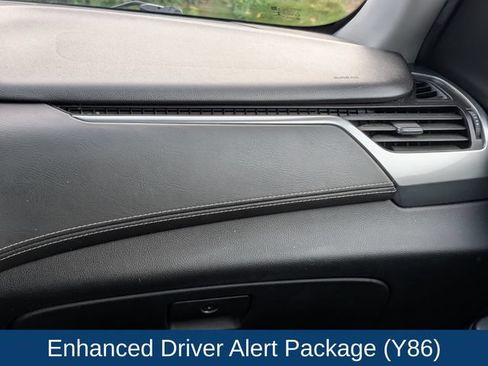Used 2016 Chevrolet Suburban LT AWD/4WD image 16
