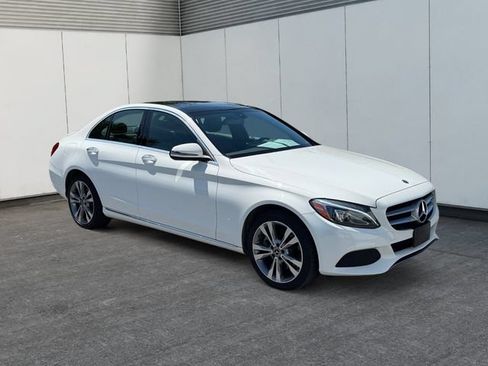 Used 2018 Mercedes-Benz C 300 4MATIC Sedan image 7