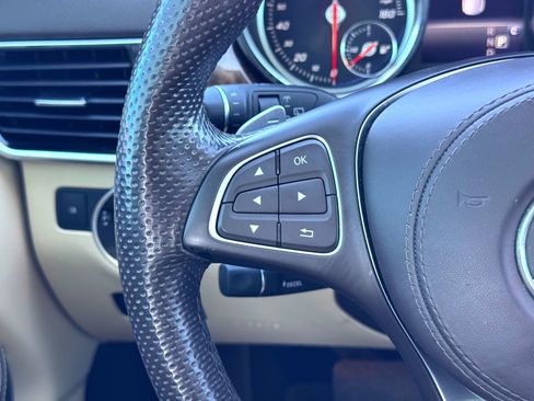 Used 2019 Mercedes-Benz GLS 550 4MATIC image 26