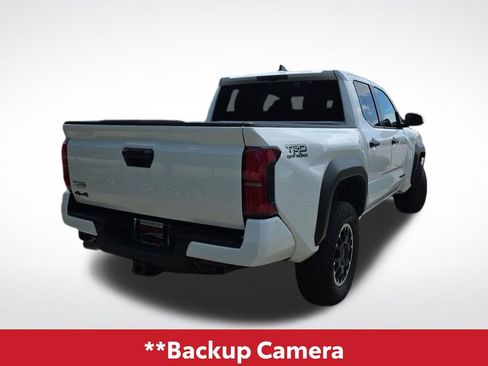 Used 2024 Toyota Tacoma TRD Off-Road AWD/4WD image 4