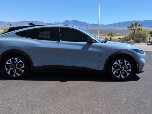 Used 2024 Ford Mustang Mach-E Select RWD image 2