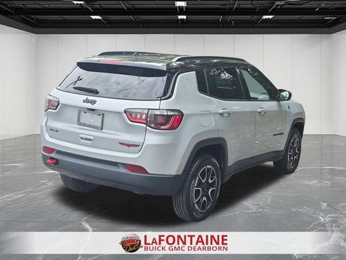Used 2024 Jeep Compass Trailhawk AWD/4WD image 5
