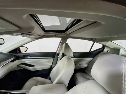 Used 2020 Nissan Altima 2.5 SL FWD image 22