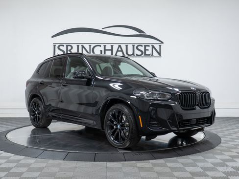 Certified 2024 BMW X3 xDrive30i w/ Premium Package image 3
