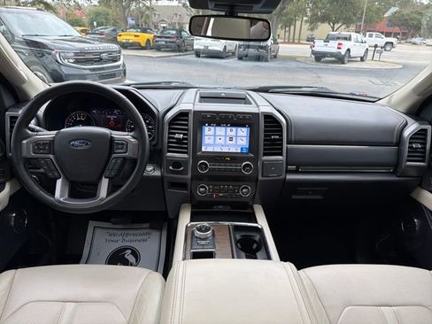 Used 2019 Ford Expedition Platinum image 14