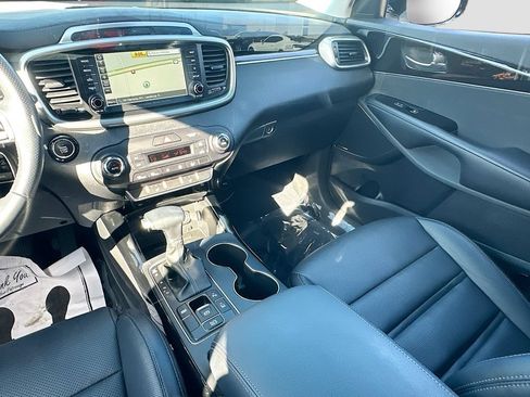 Used 2020 Kia Sorento SX FWD image 25