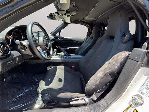 Used 2020 MAZDA MX-5 Miata Sport RWD image 2