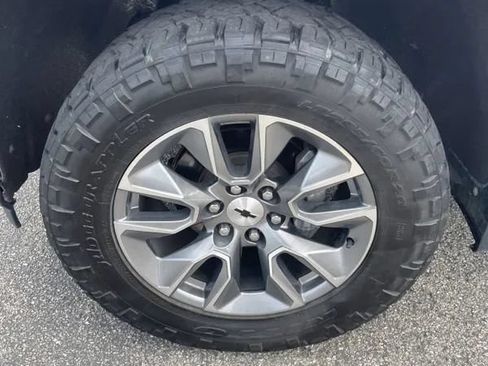 Used 2020 Chevrolet Silverado 1500 LT w/ All-Star Edition AWD/4WD image 15