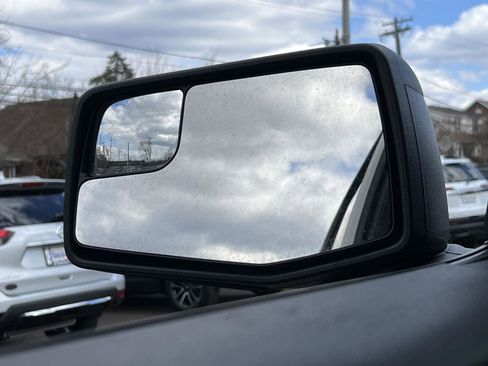 Used 2022 Chevrolet Silverado 1500 Custom image 28