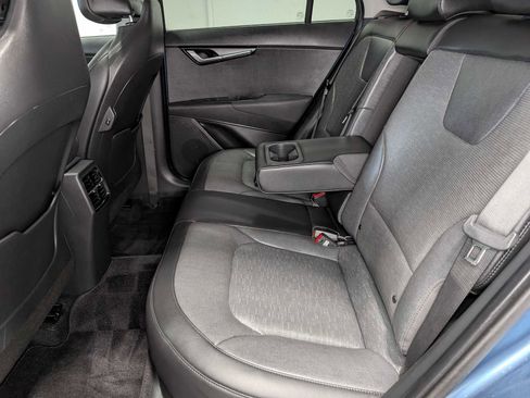 Certified 2023 Kia Niro SX Touring FWD image 25
