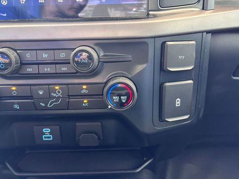 Used 2024 Ford F150 XL RWD image 18